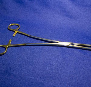 CM301  Z-Hysterectomy Clamp